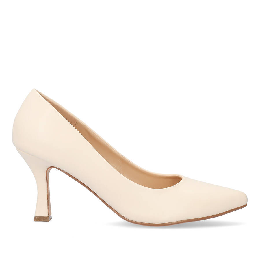 Heeled shoes in off white faux leather 