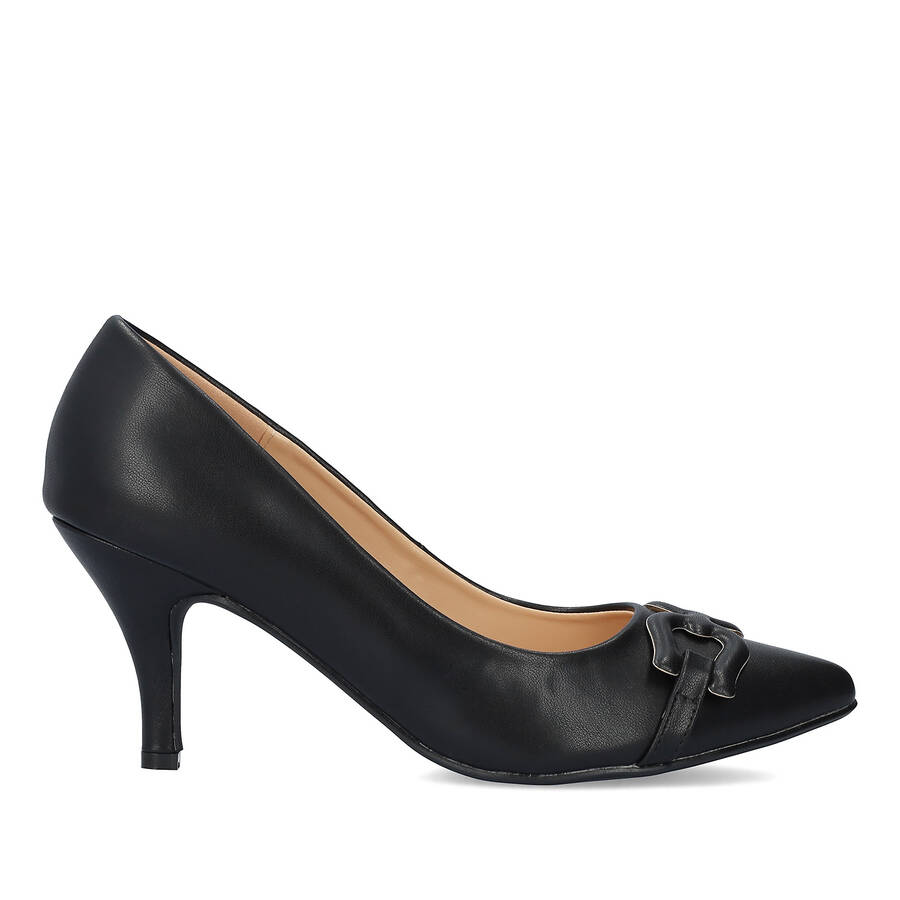 Heeled shoes in black faux leather 