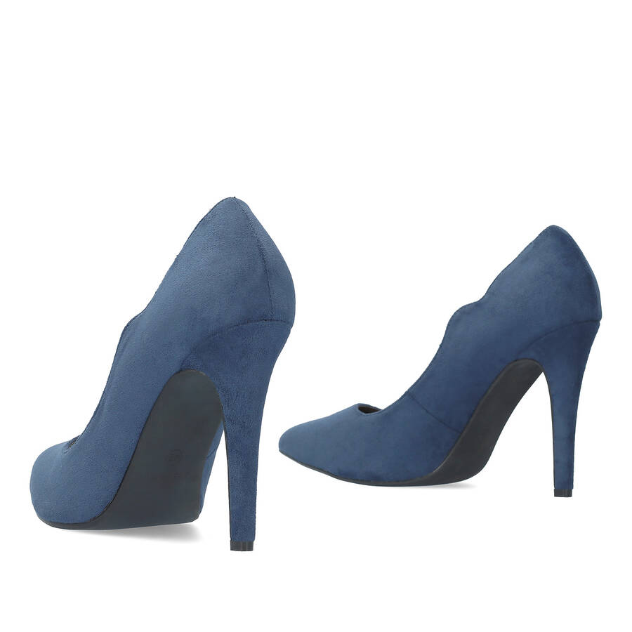 Fine tip stilettos in dark blue faux suede. 