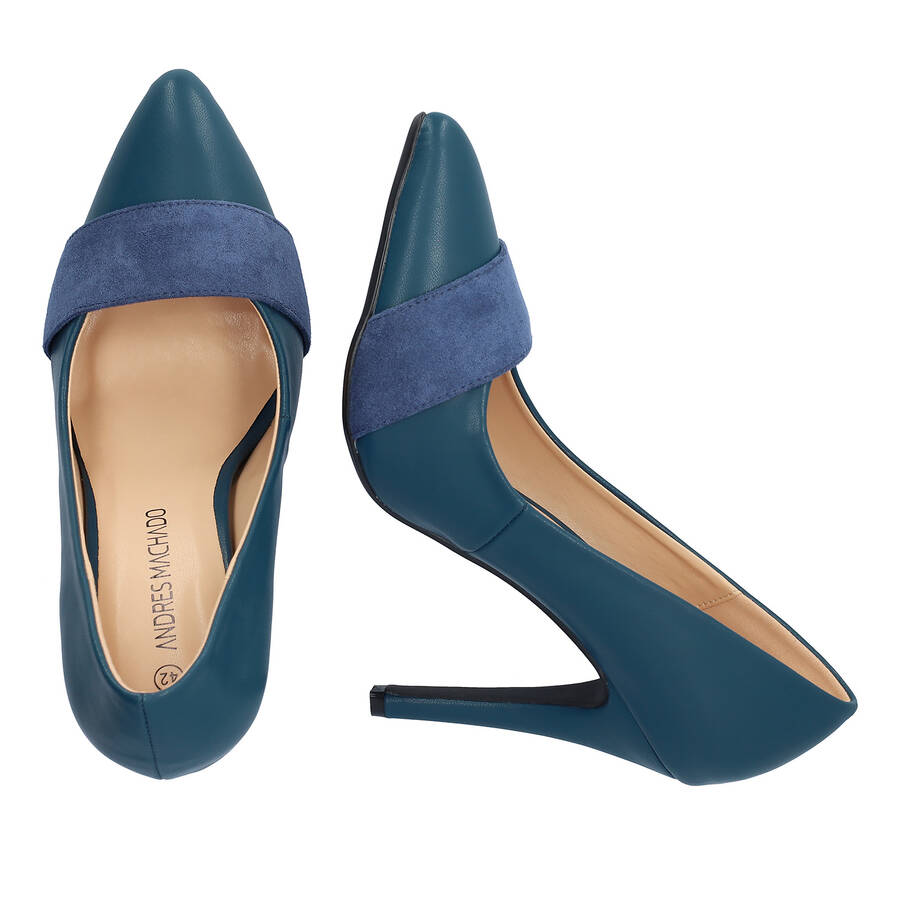 Fine tip stilettos in blue faux leather 