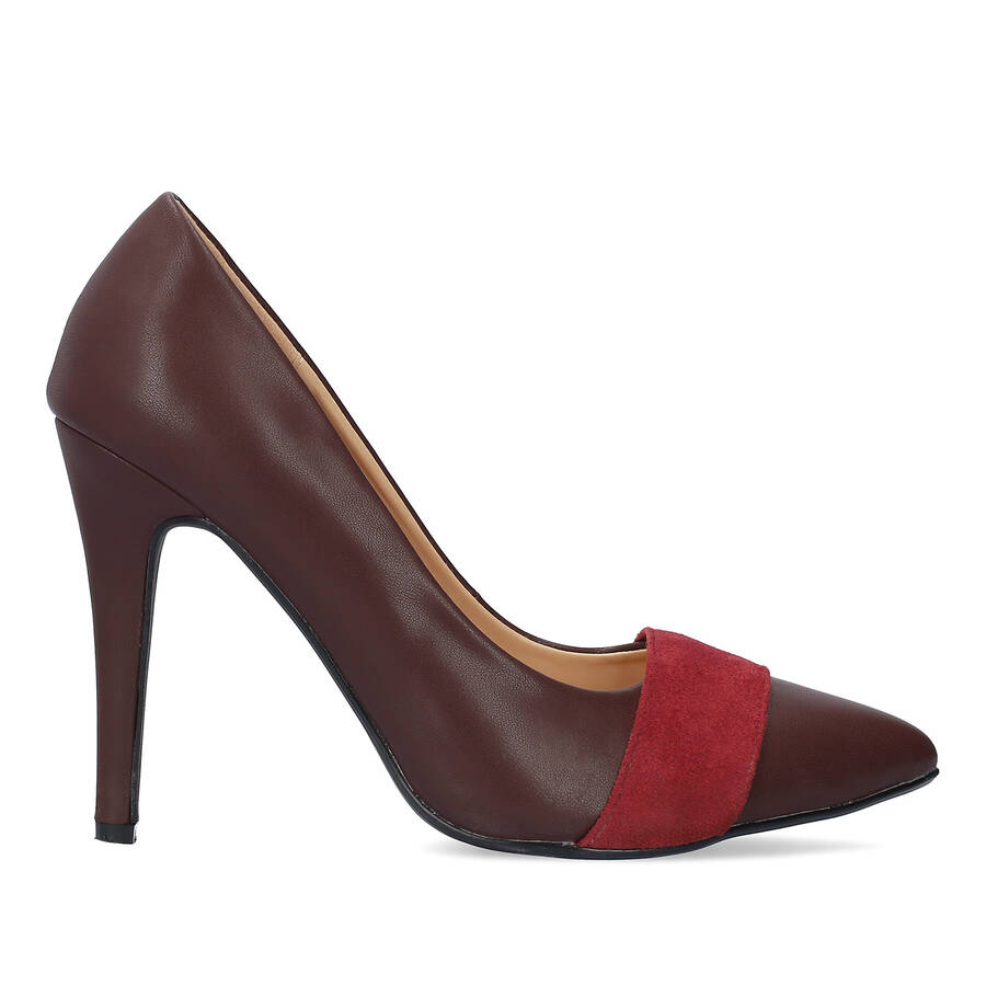 Fine tip stilettos in burgundy faux leather 