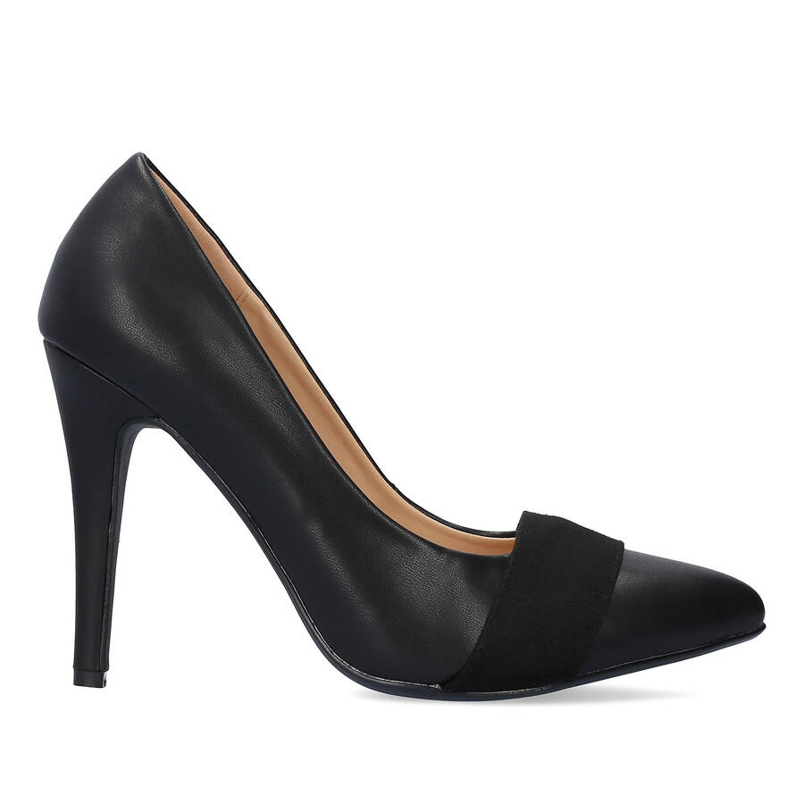 Fine tip stilettos in black faux leather 