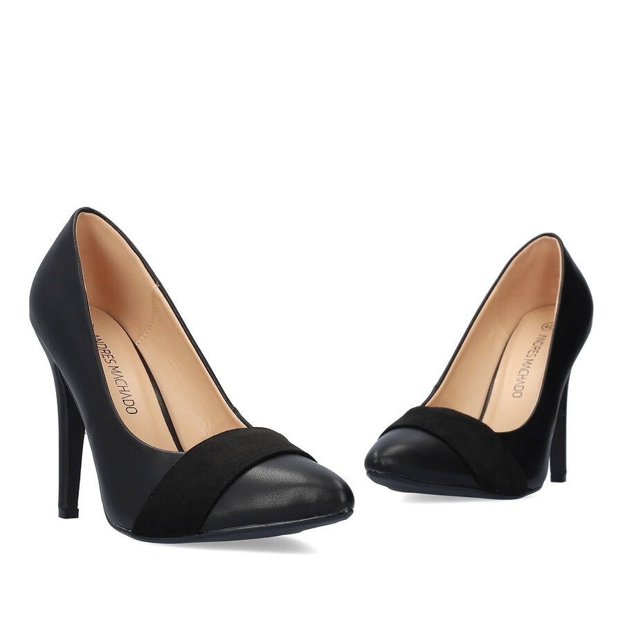 Fine tip stilettos in black faux leather 