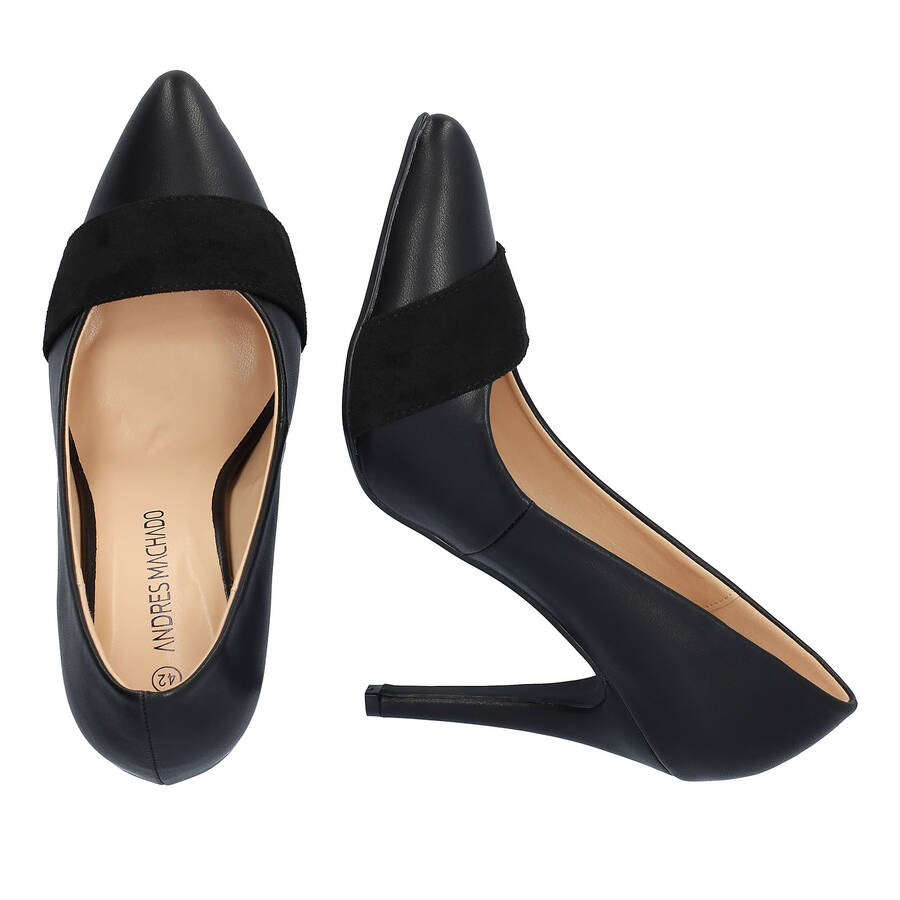 Fine tip stilettos in black faux leather 