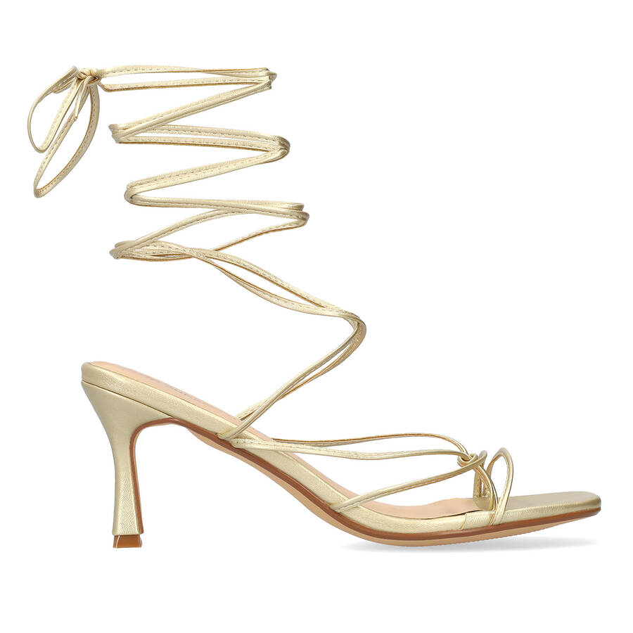 Golden soft sandal with Kitten heel 