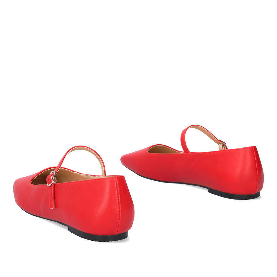 Flat red ballerinas made in soft faux leather 