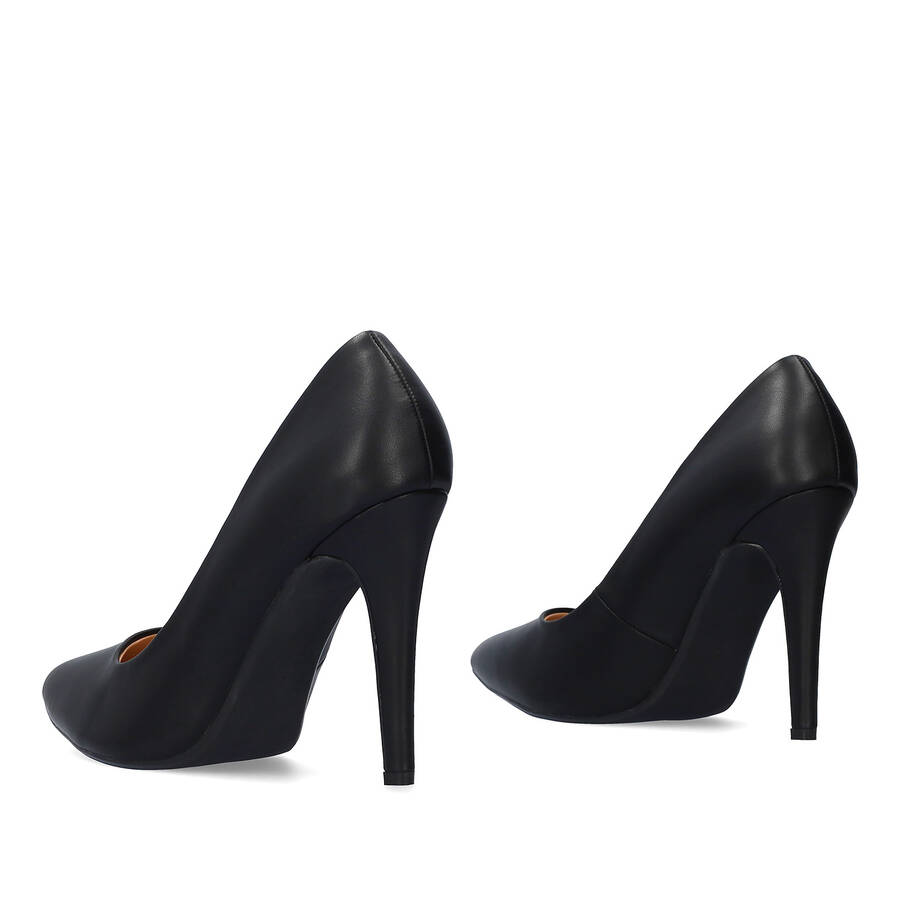 Black soft faux leather heeled pumps 