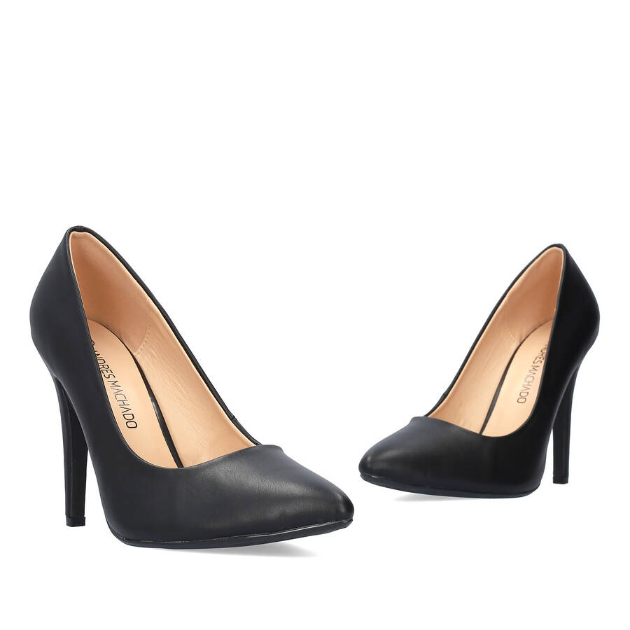 Black soft faux leather heeled pumps 