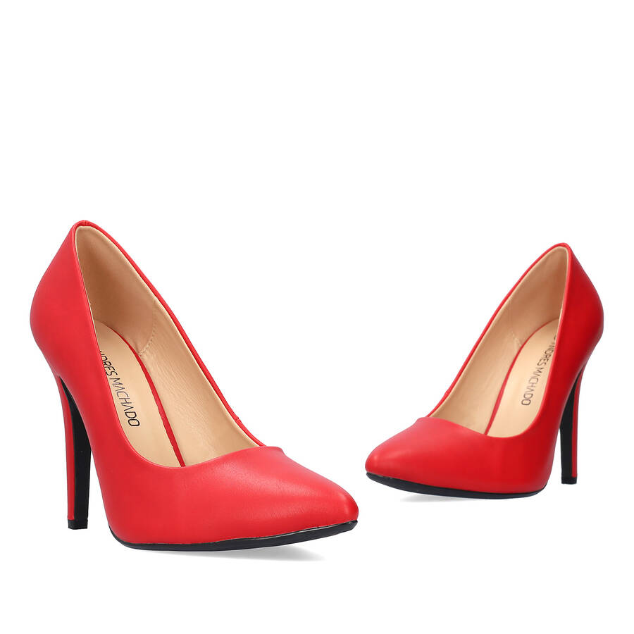 Red soft faux leather heeled pumps 