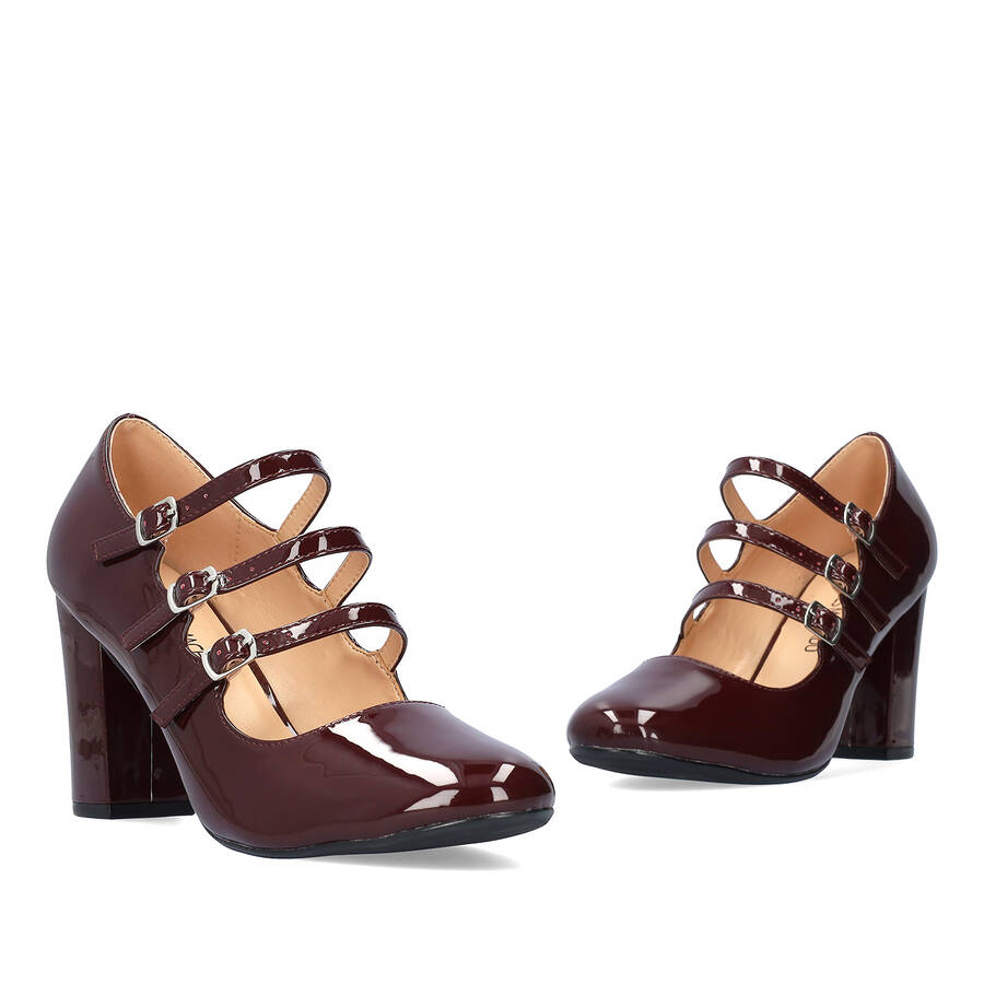 Heeled Mary Jane in garnet red patent soft leather 