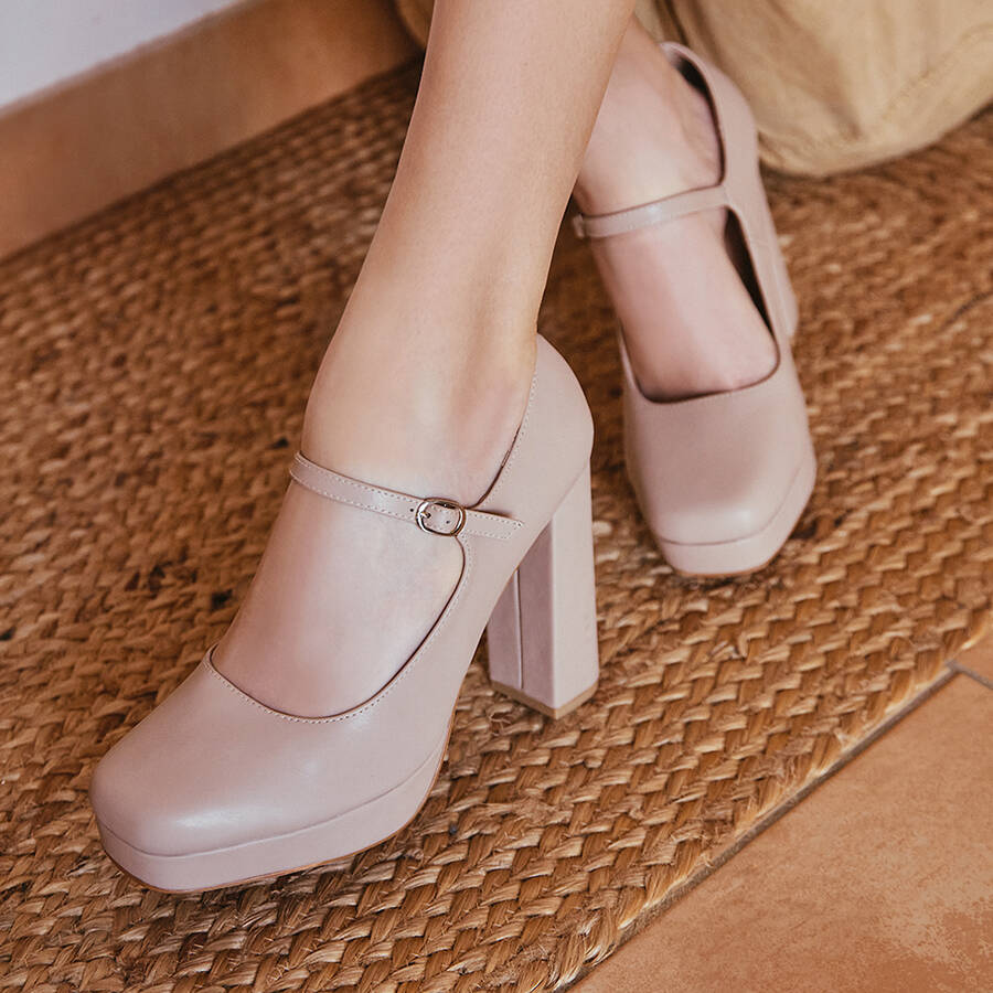 Heeled Mary Jane in soft beige colour 