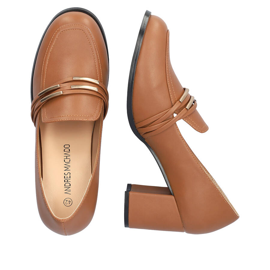 Heeled loafer in camel soft faux leather 