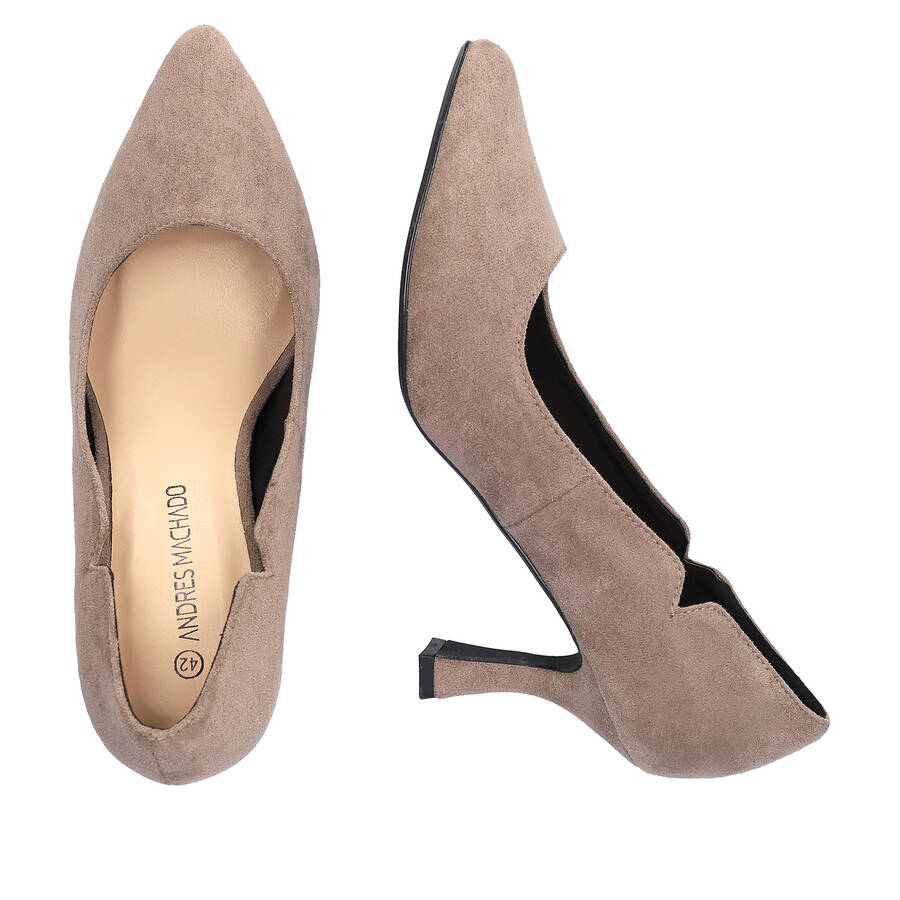 Kitten Heeled pumps in faux grey suede 