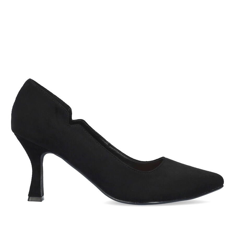 Kitten Heeled pumps in faux black suede 