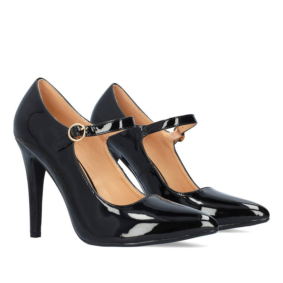 Black soft patent heeled Mary Jane 