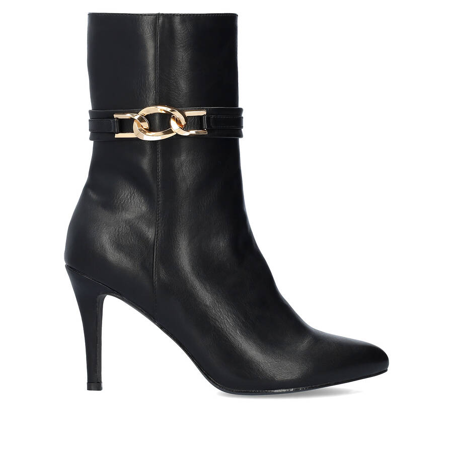 Heeled booties in soft black faux leather 