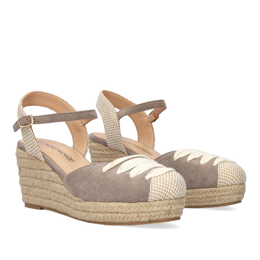 Grey suede espadrilles with jute wedge 