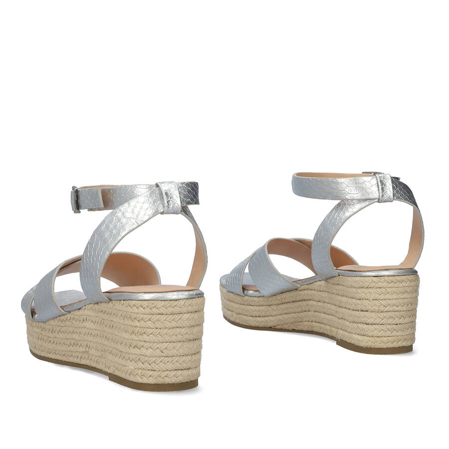 Silver sandals in soft coco material and jude wedge 