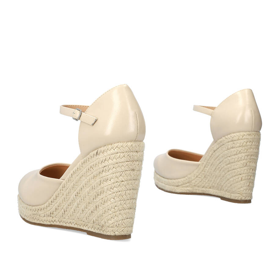 Sandalia en soft Beige con cuña en yute 