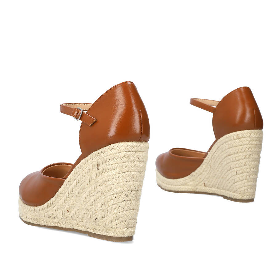 Brown soft espadrilles with jute wedge 