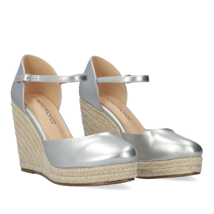 Silver soft espadrilles with jute wedge 