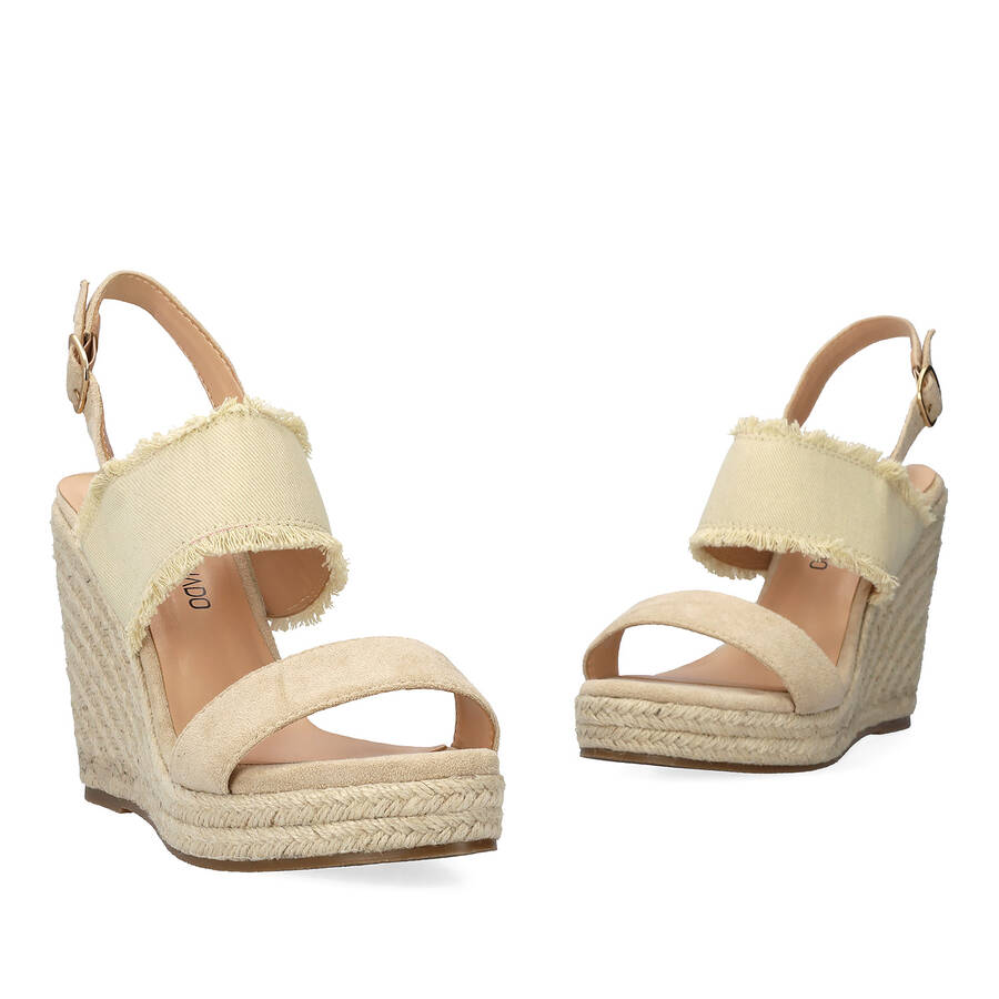 Suede beige sandal with jute wedge 