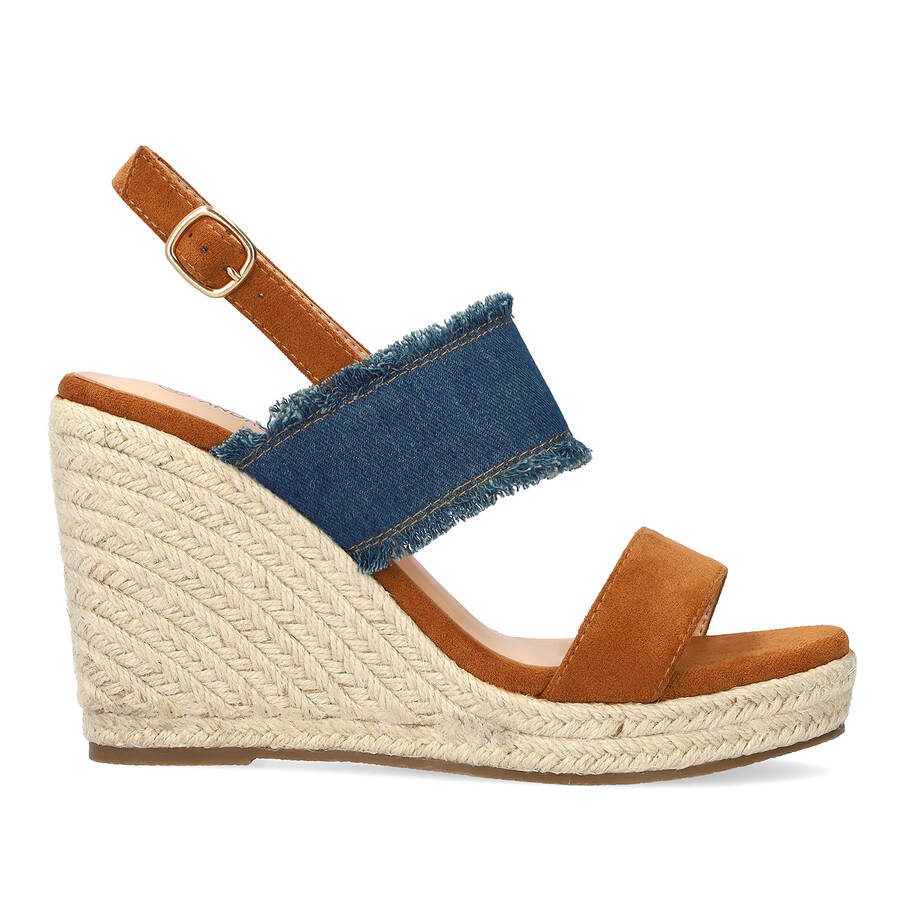 Suede brown sandal with jute wedge 