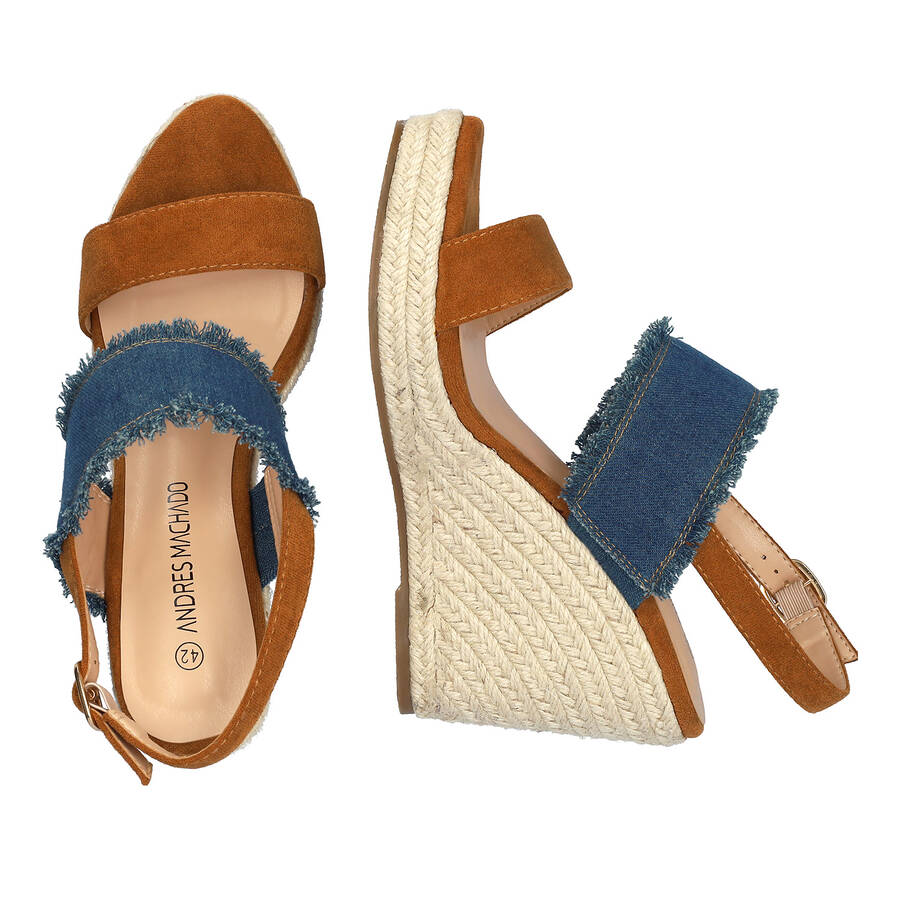 Suede brown sandal with jute wedge 