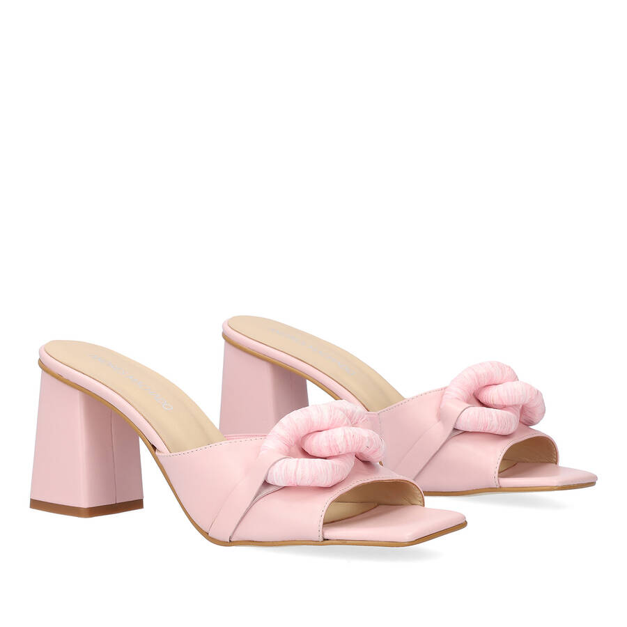 Pink leather heeled sandals 