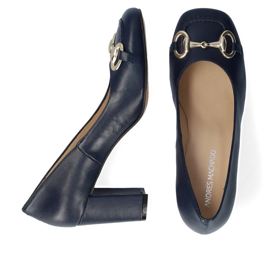 Vintage style heeled shoes in navy leather 