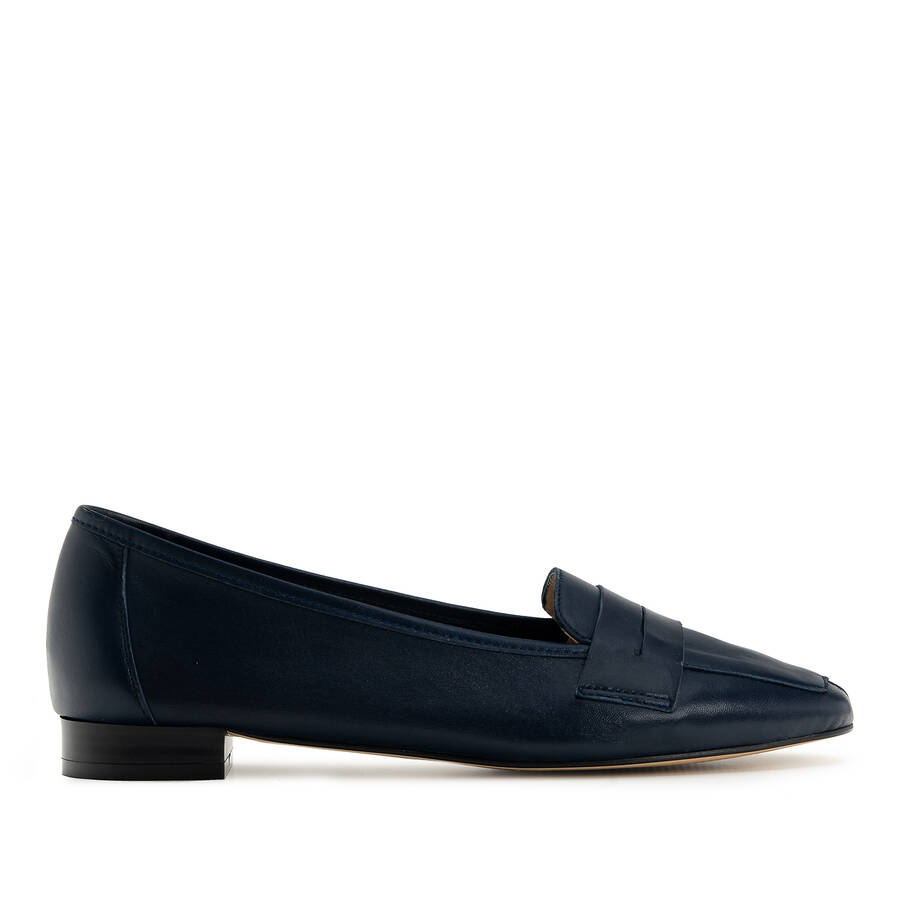 Penny Loafer in Navy Leather 