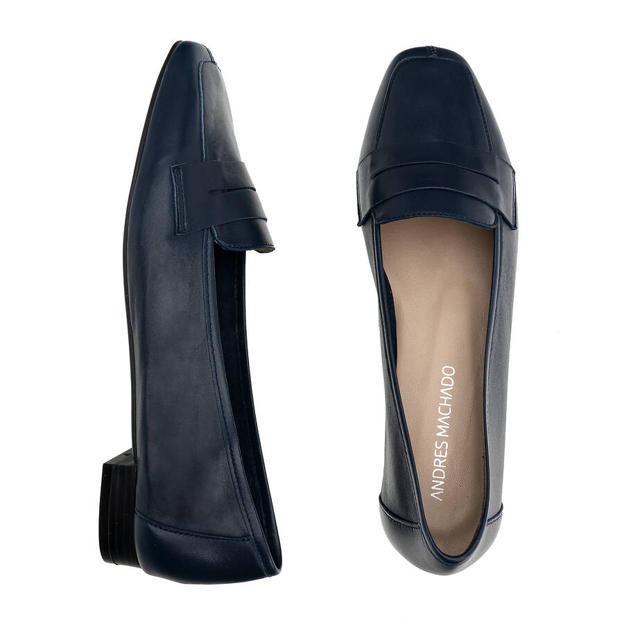 Penny Loafer in Navy Leather 