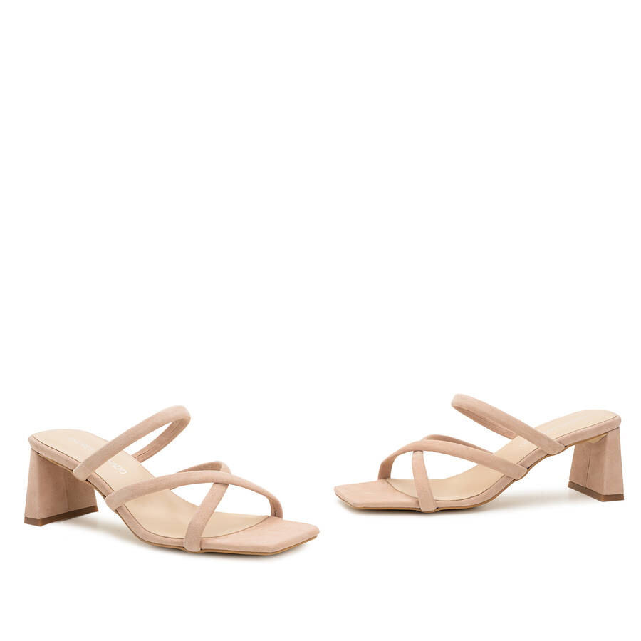 Mule talons en daim Beige bout carré 