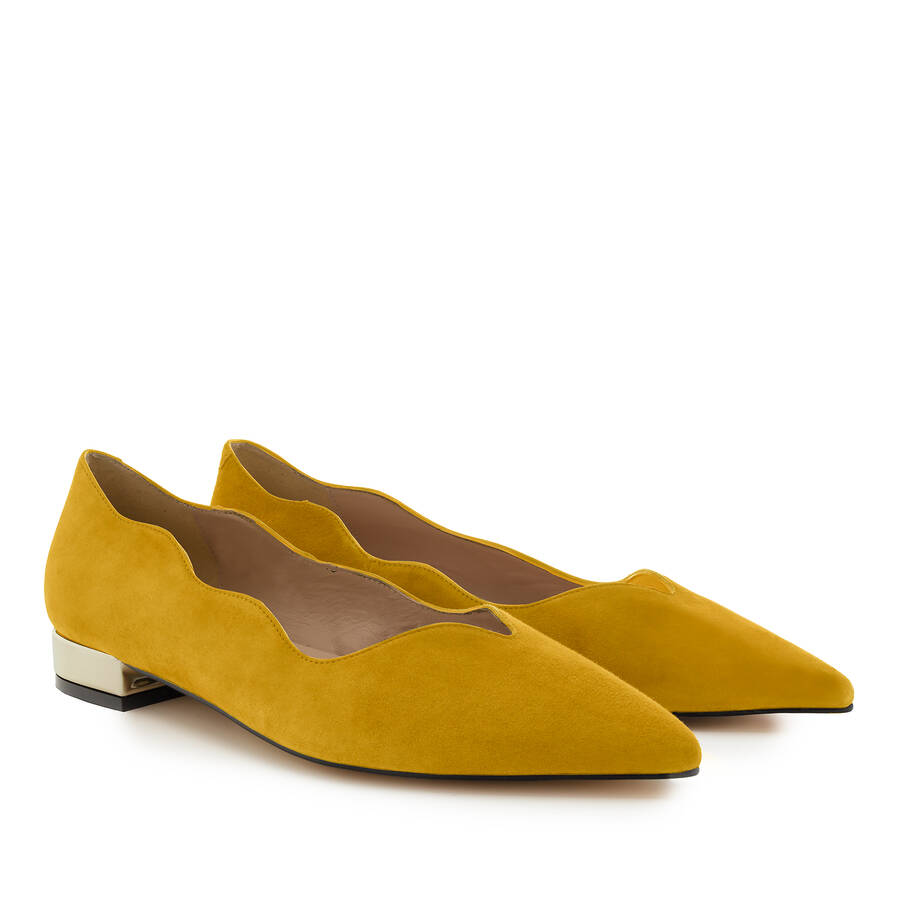 Waved Upper Ballet Flats in Mustard Nappa Leather 