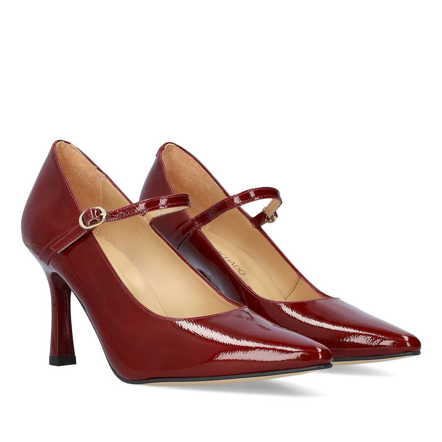 Burgundy patent leather stiletto 