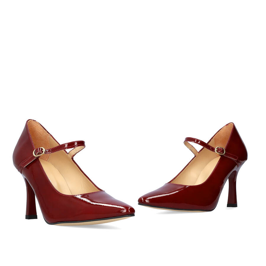 Burgundy patent leather stiletto 