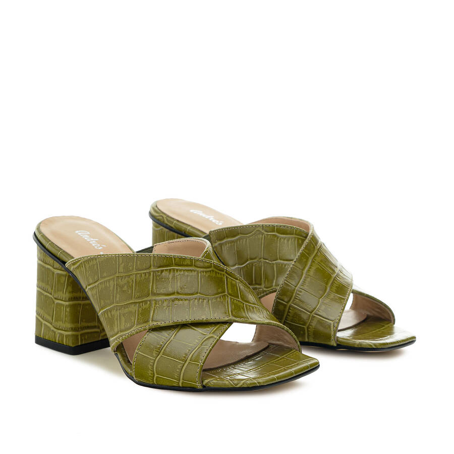 Sandals in Black Olive Green Leather 