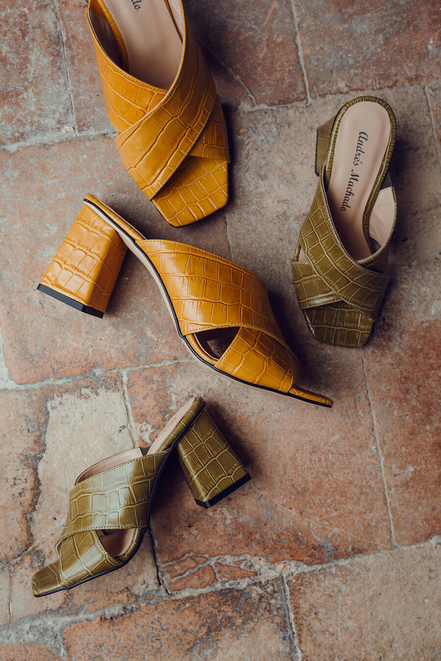 Sandals in Black Olive Green Leather 