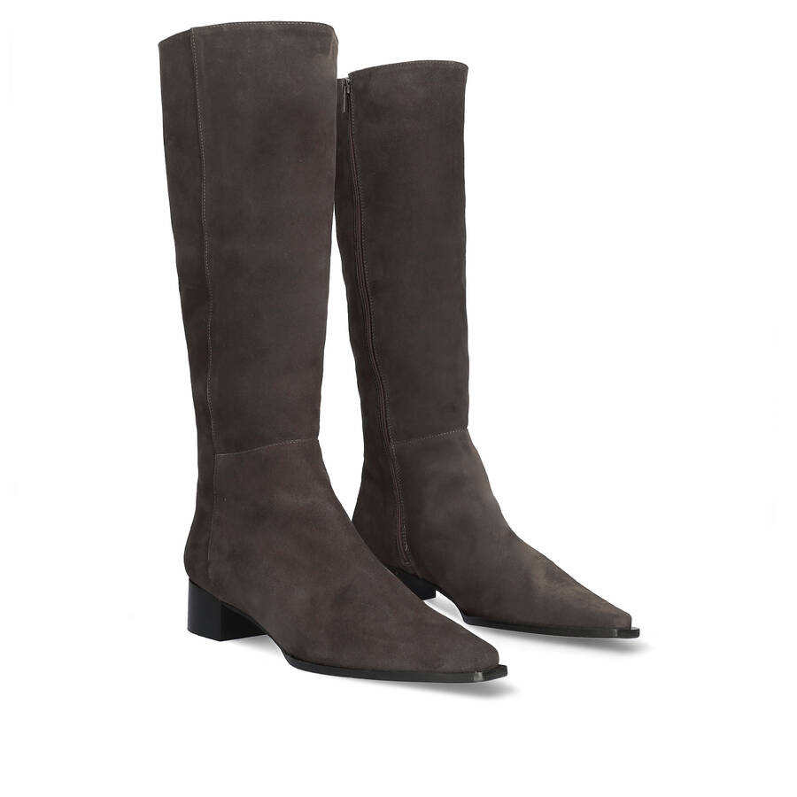 Knee-high boots in dark grey split leather 