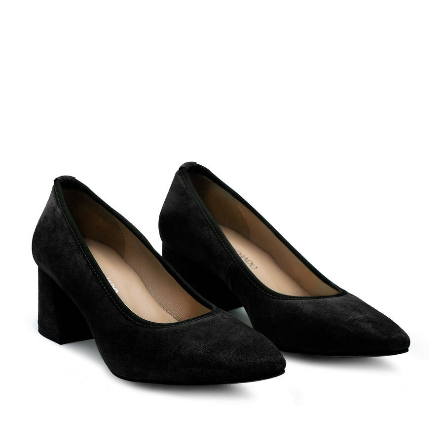 Stilettos in Black Split leather 
