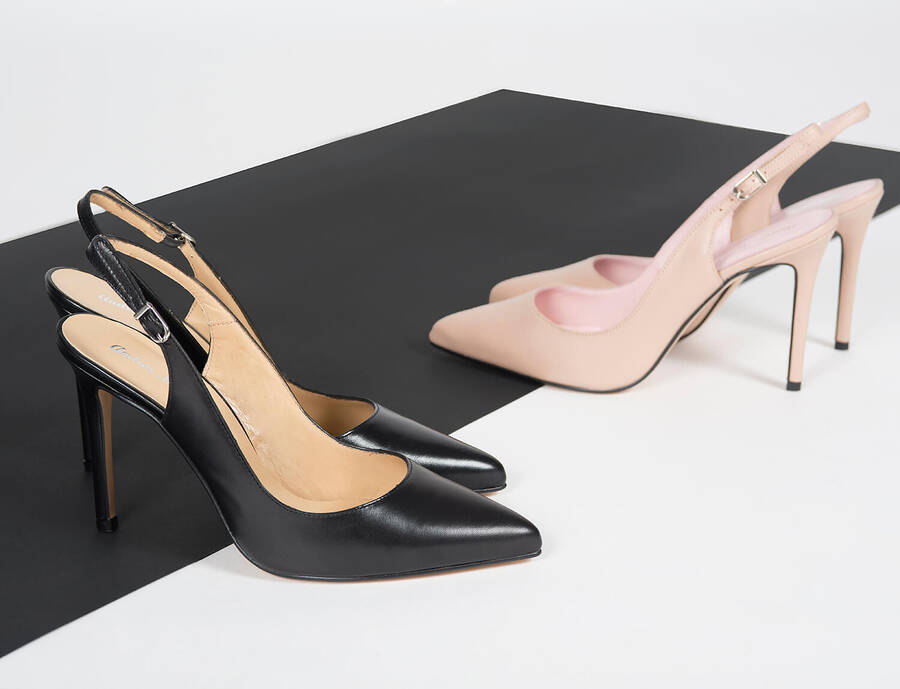 Fine Toe Slingback Shoes in Black Leather 