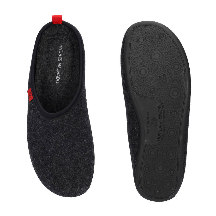 Unisex Black Felt Slippers 