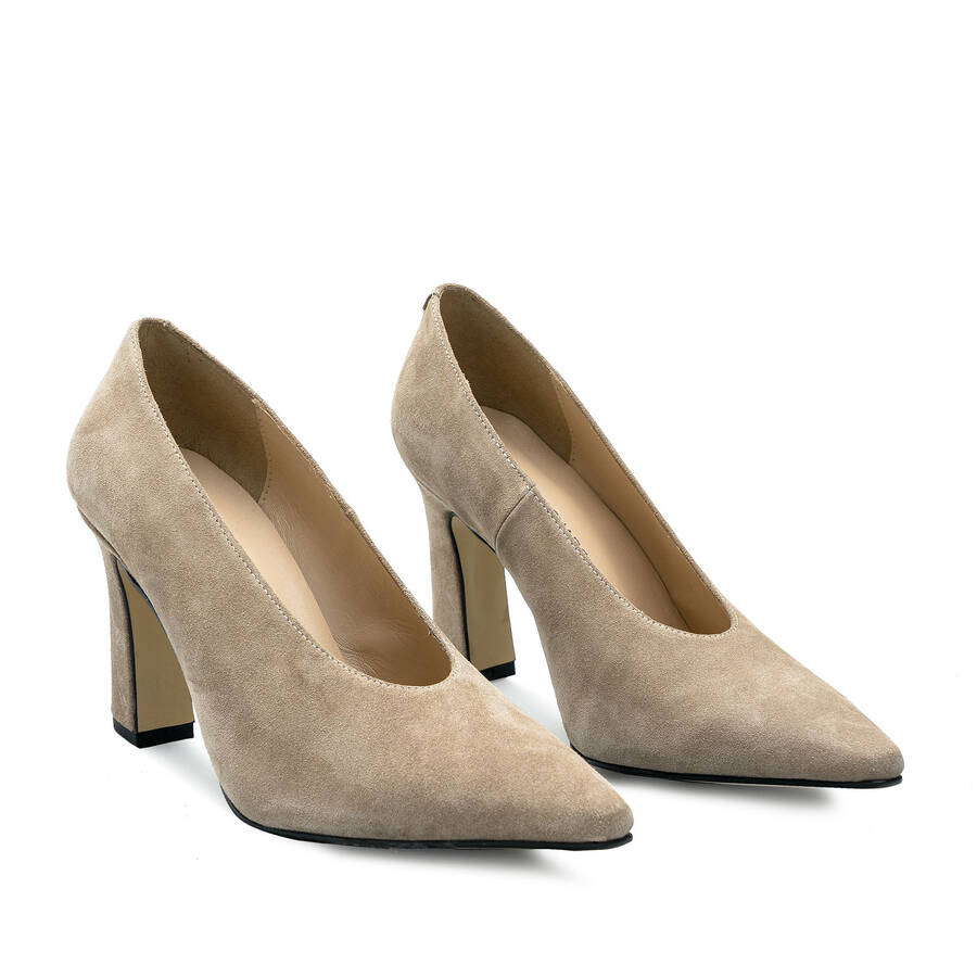 Stilettos in Light Brown Split leather 