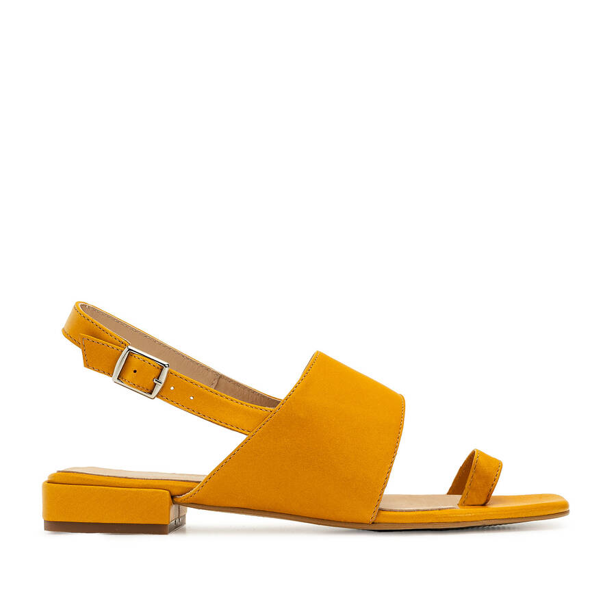 Toe Slingback Sandals in Mustard Leather 