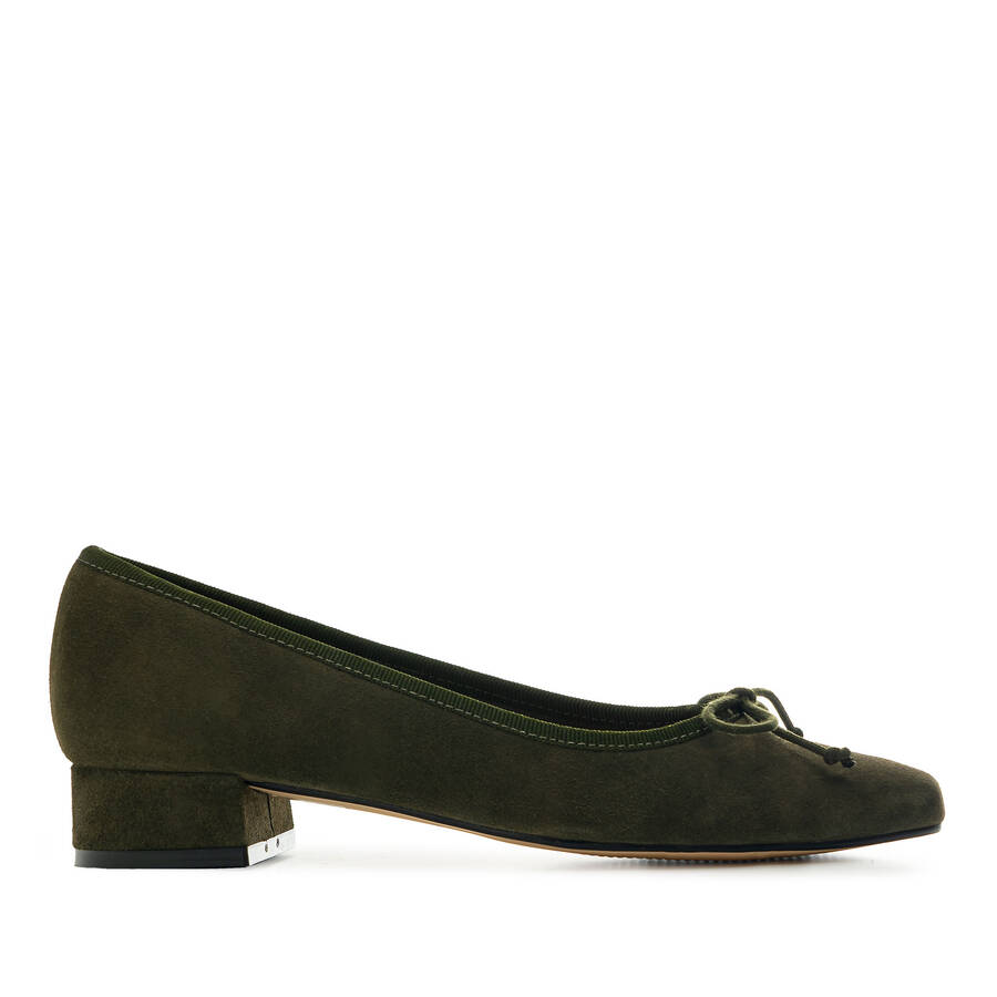 Bowtie Ballet Flats in Khaki Split Leather 