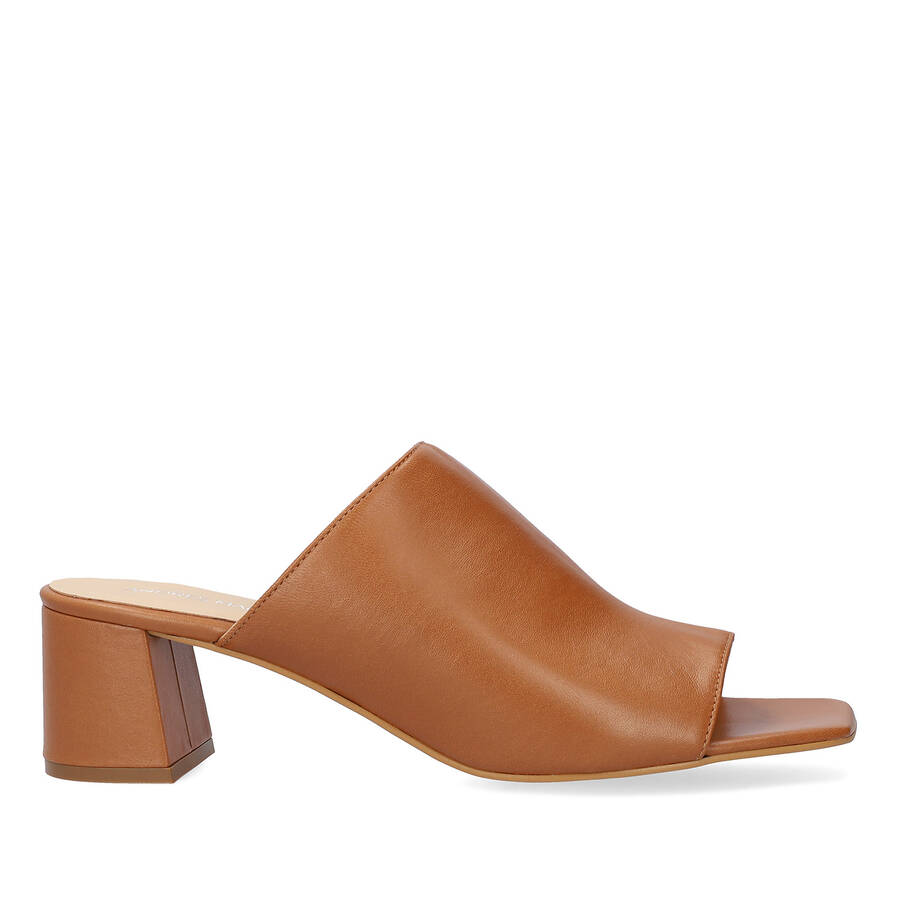 Brown leather heeled mules 