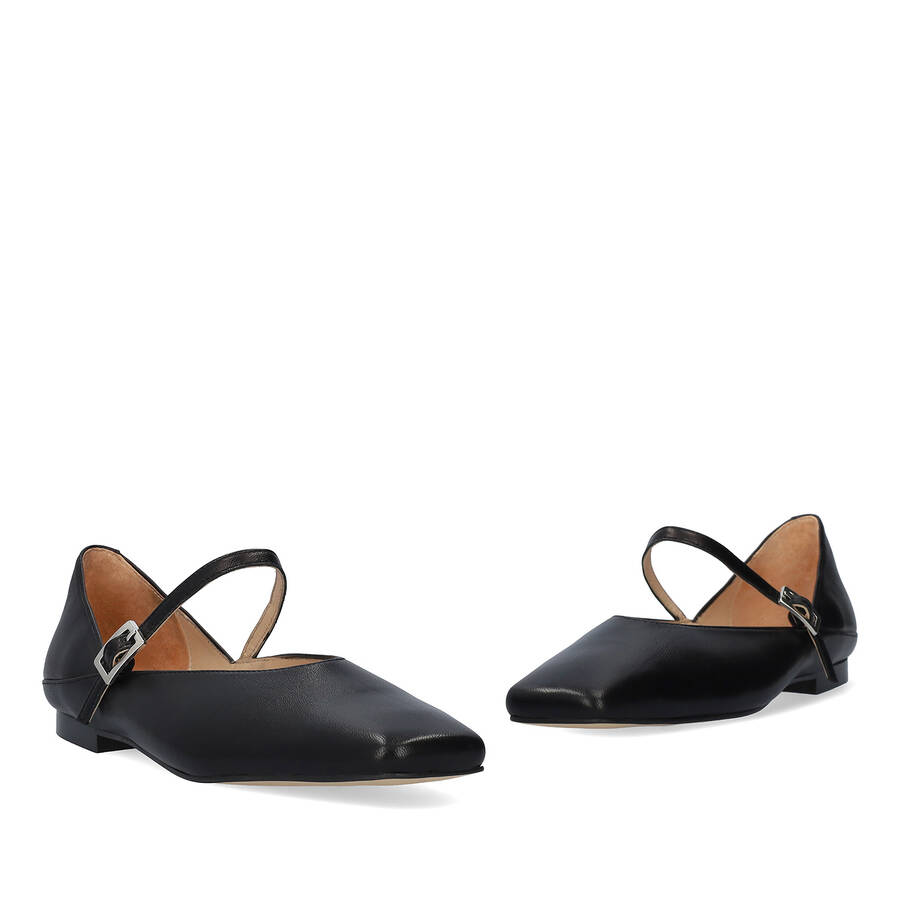 Ballerines en cuir noir 