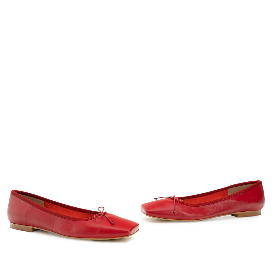 Ballerina Flats in Red Leather 