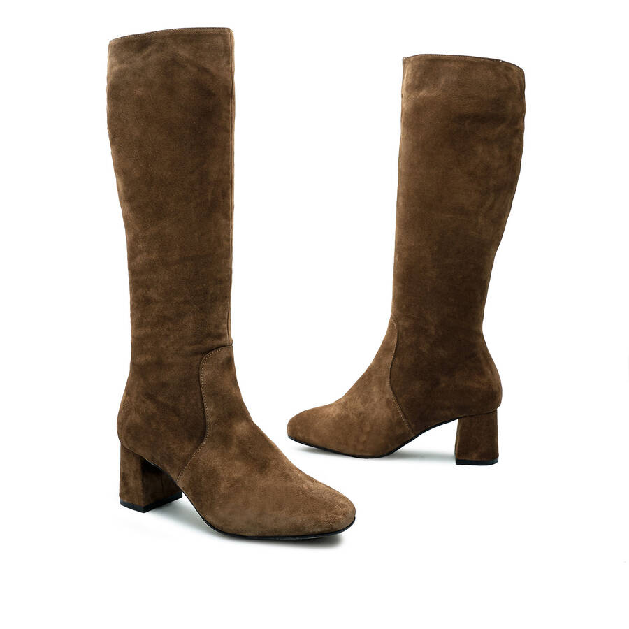 Mid-Calf Boots in Brown Split Leather 