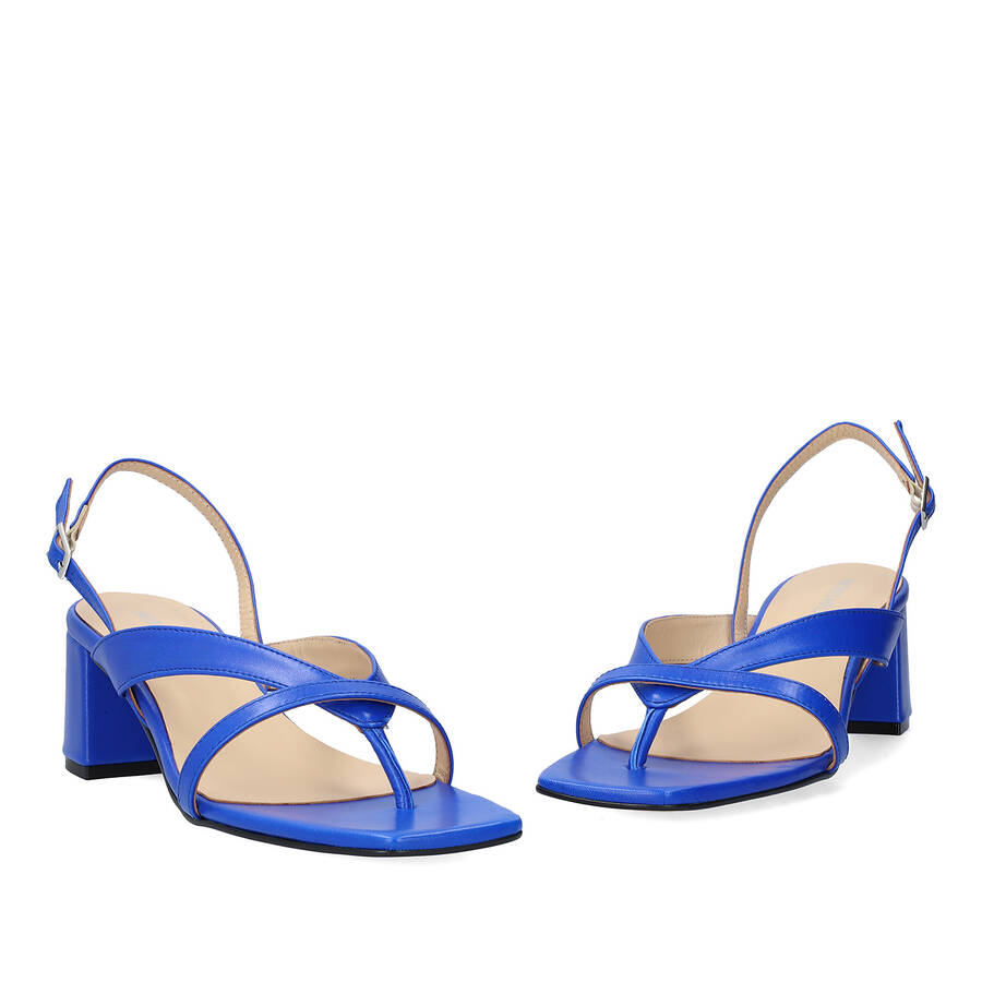 Heeled sandals in blue leather 